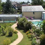 Doué's Mansion Doué-la-Fontaine