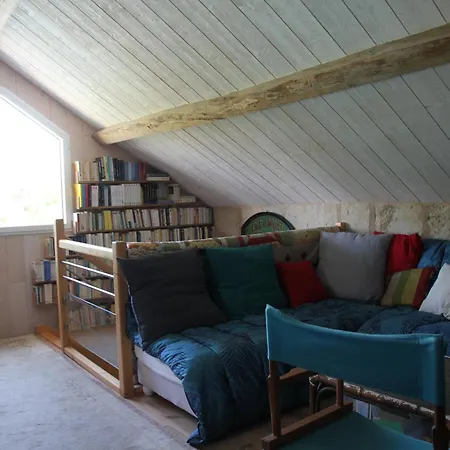 Doue's Mansion Doue-la-Fontaine