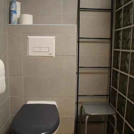 Doue's Mansion Doué-la-Fontaine